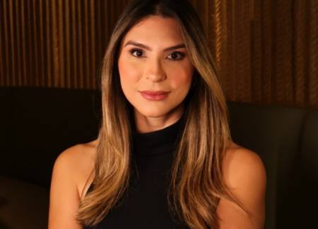 Lúcia Esther Oliveira Mendes